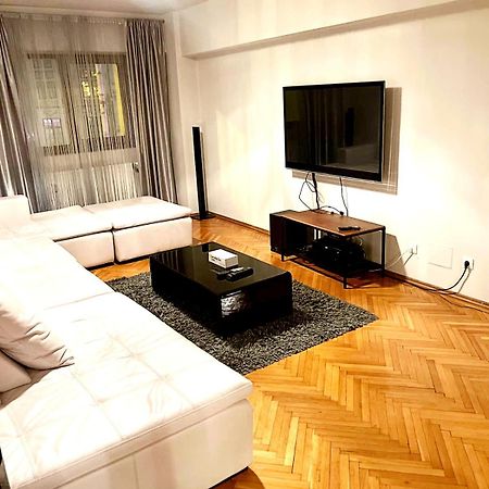 Romana 100 Sqm Deluxe Apartament Bucharest Exterior photo